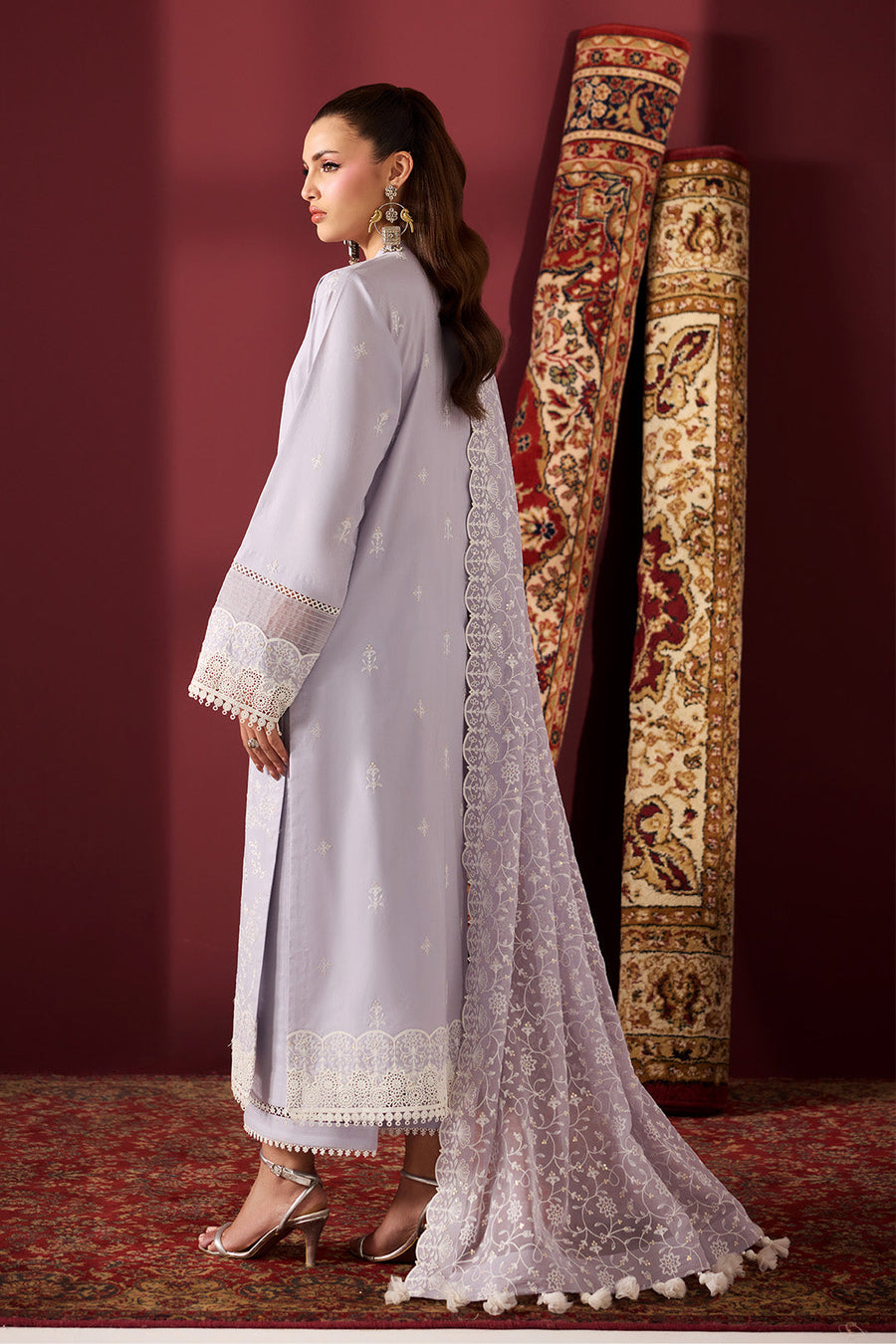 Blossom Grace – Premium Embroidered Festive Lawn 3-Piece Suit - Pehnaawaa