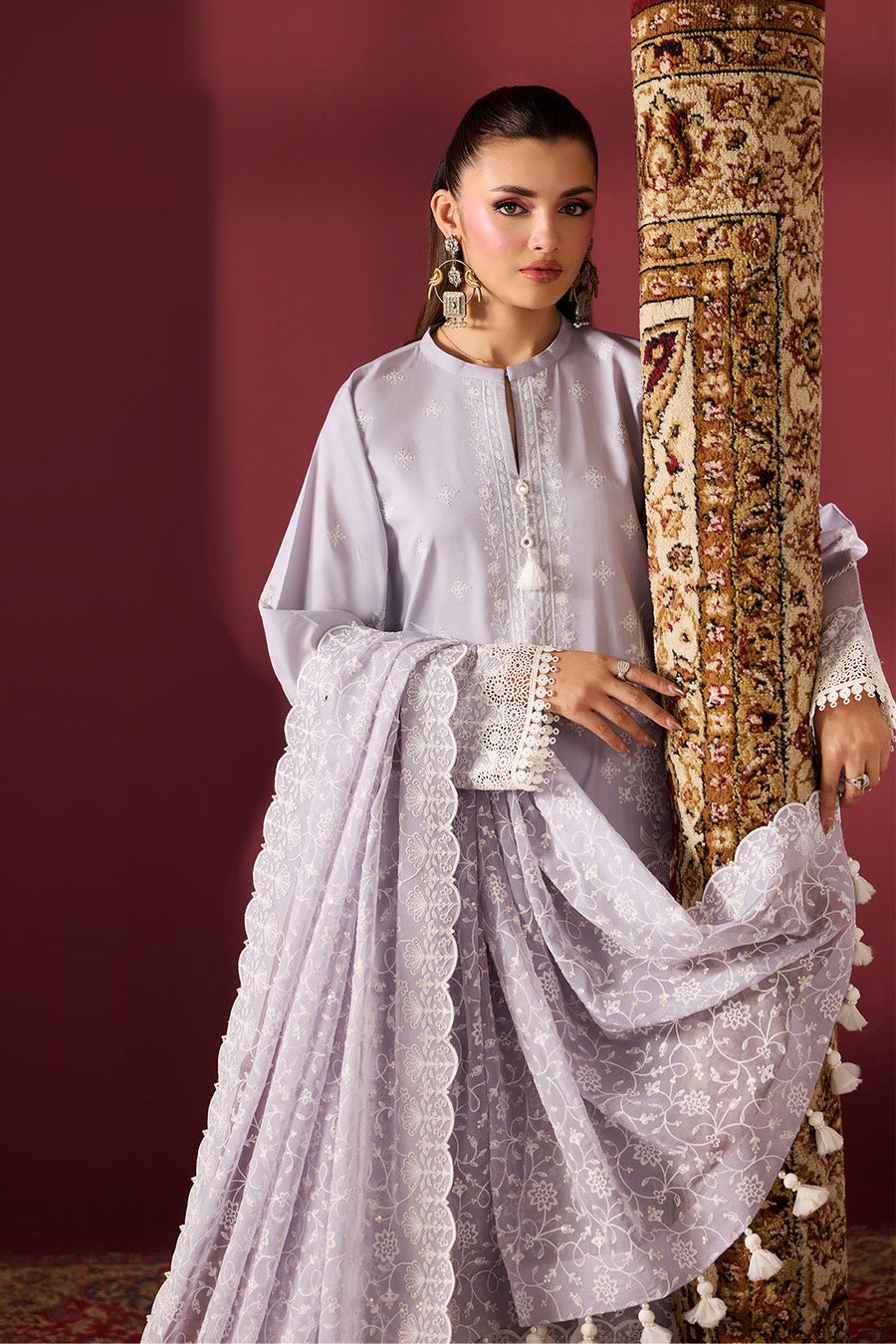 Blossom Grace – Premium Embroidered Festive Lawn 3-Piece Suit - Pehnaawaa
