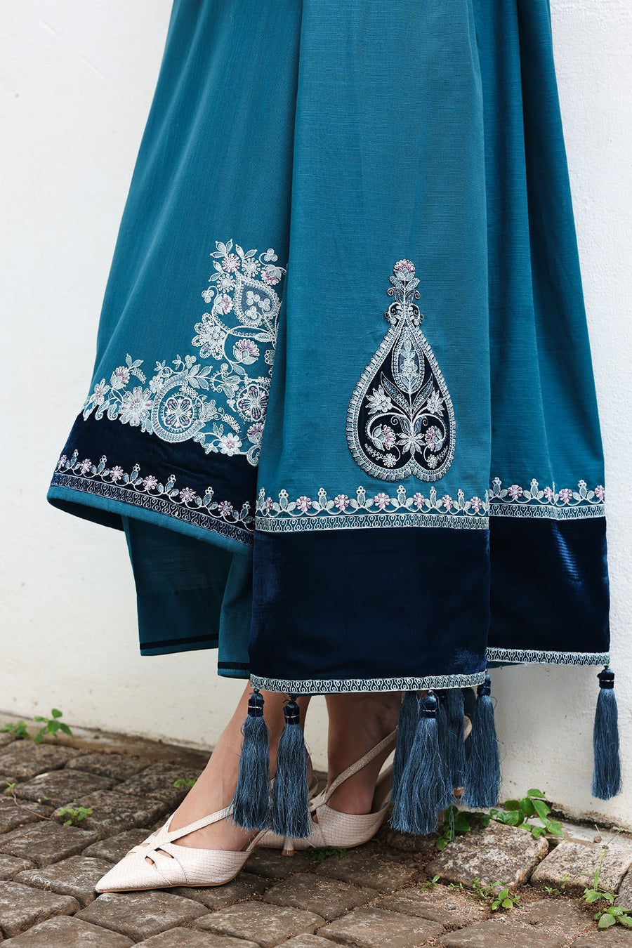 Embroidered Khaddar 3-Piece Pret Suit with Shawl