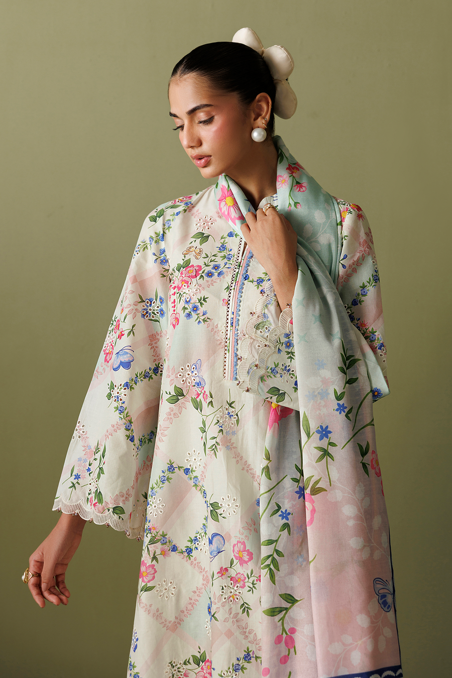 Pastel Pink Floral Embroidered Lawn Suit with Cotton Silk Dupatta