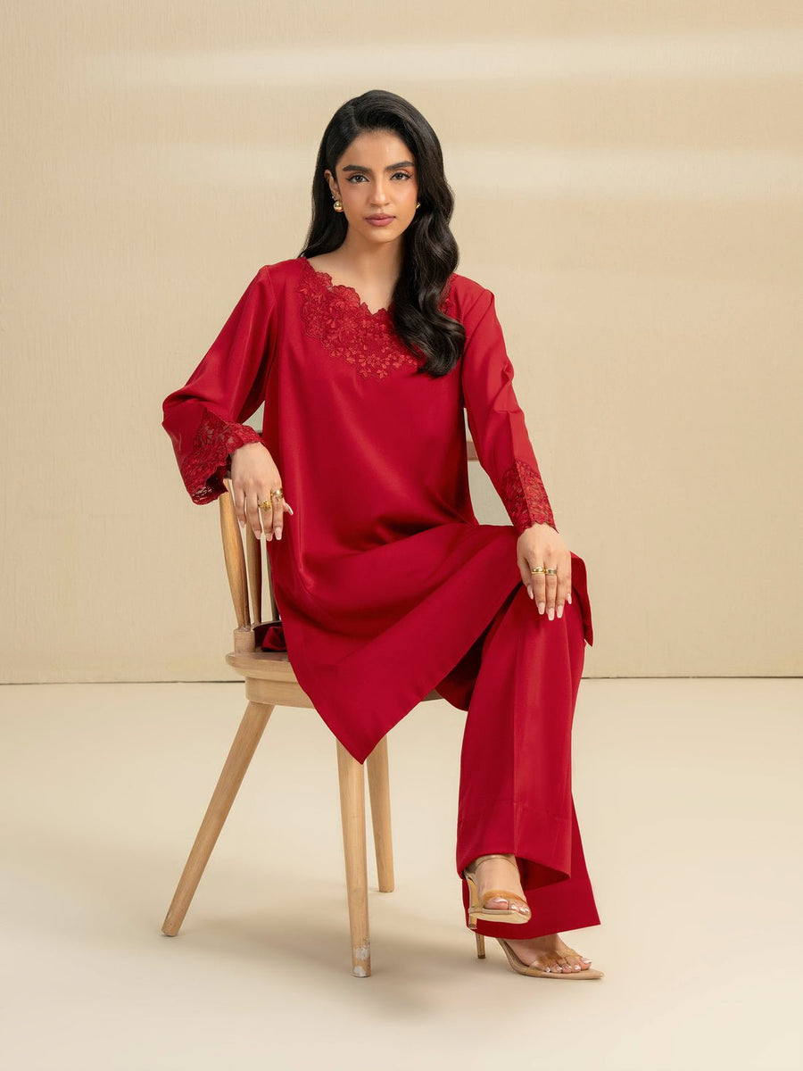 2 Piece Grip Suit - Embroidered (Pret) - Pehnaawaa