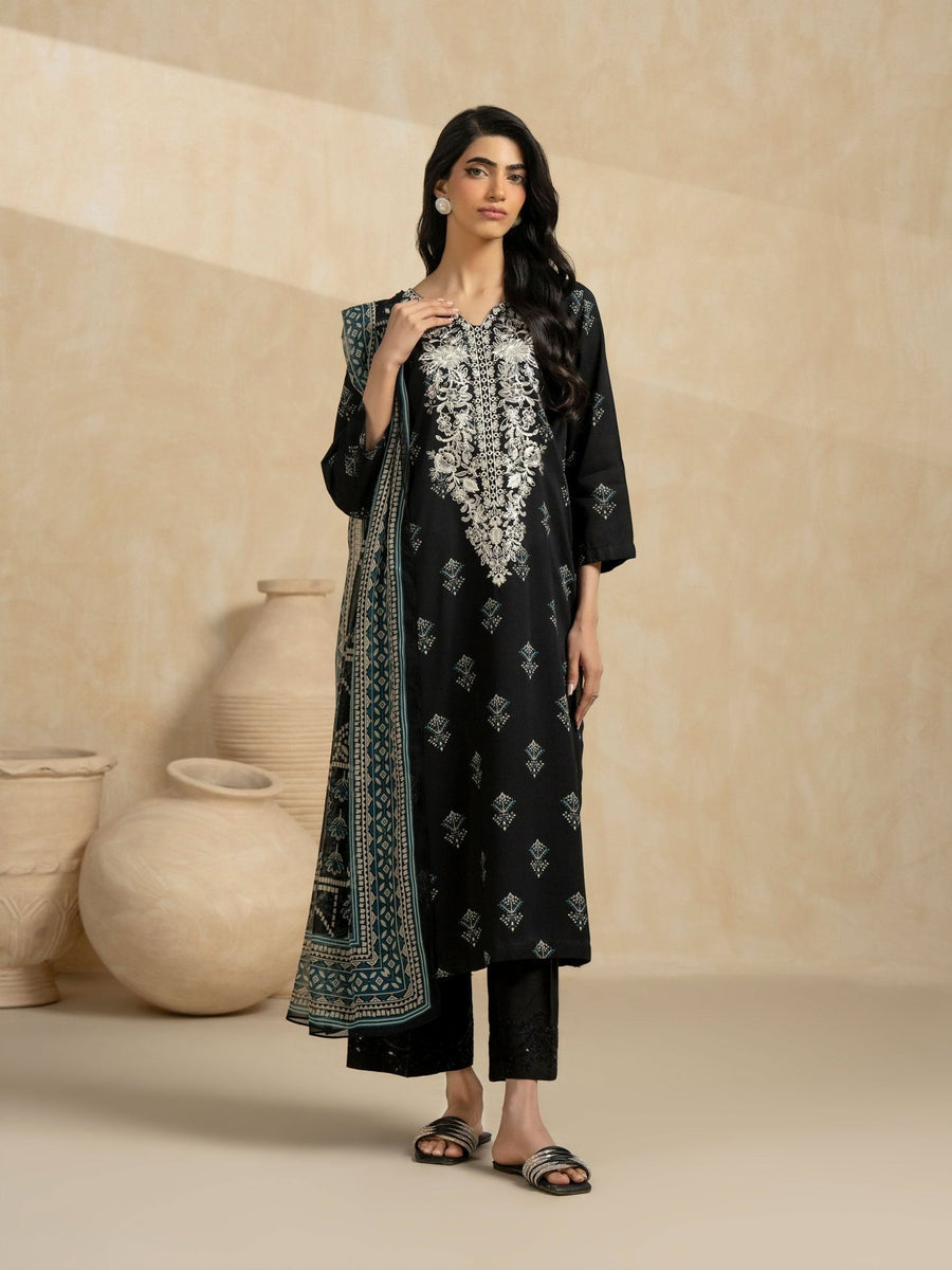 2 Piece Lawn Suit - Embroidered (Pret) - Pehnaawaa