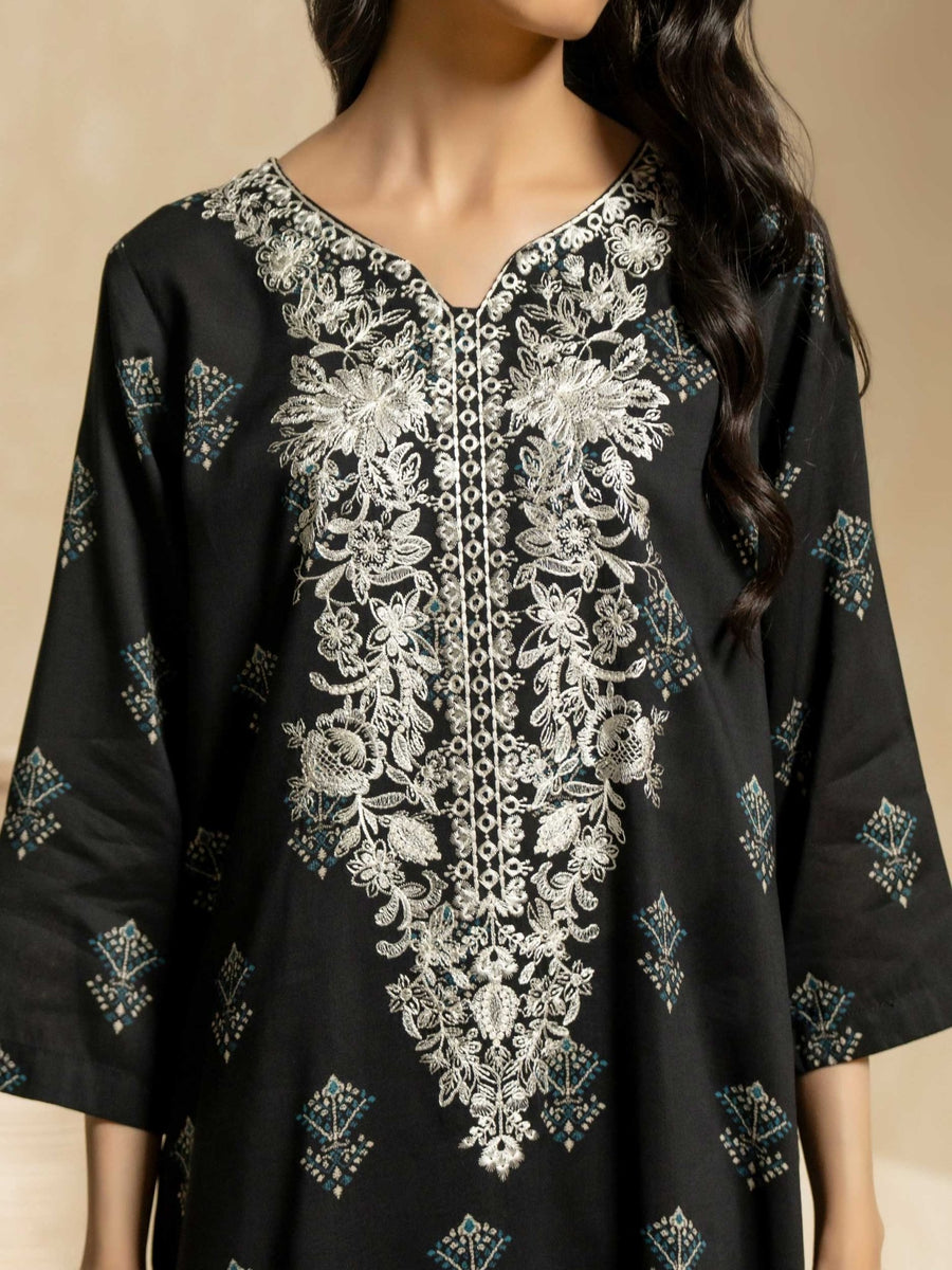 2 Piece Lawn Suit - Embroidered (Pret) - Pehnaawaa