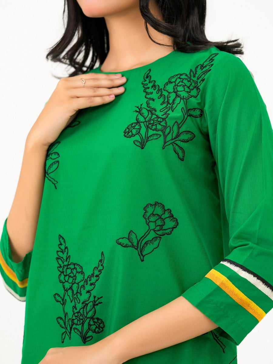 2 Piece Lawn Suit - Embroidered (Pret) - Pehnaawaa