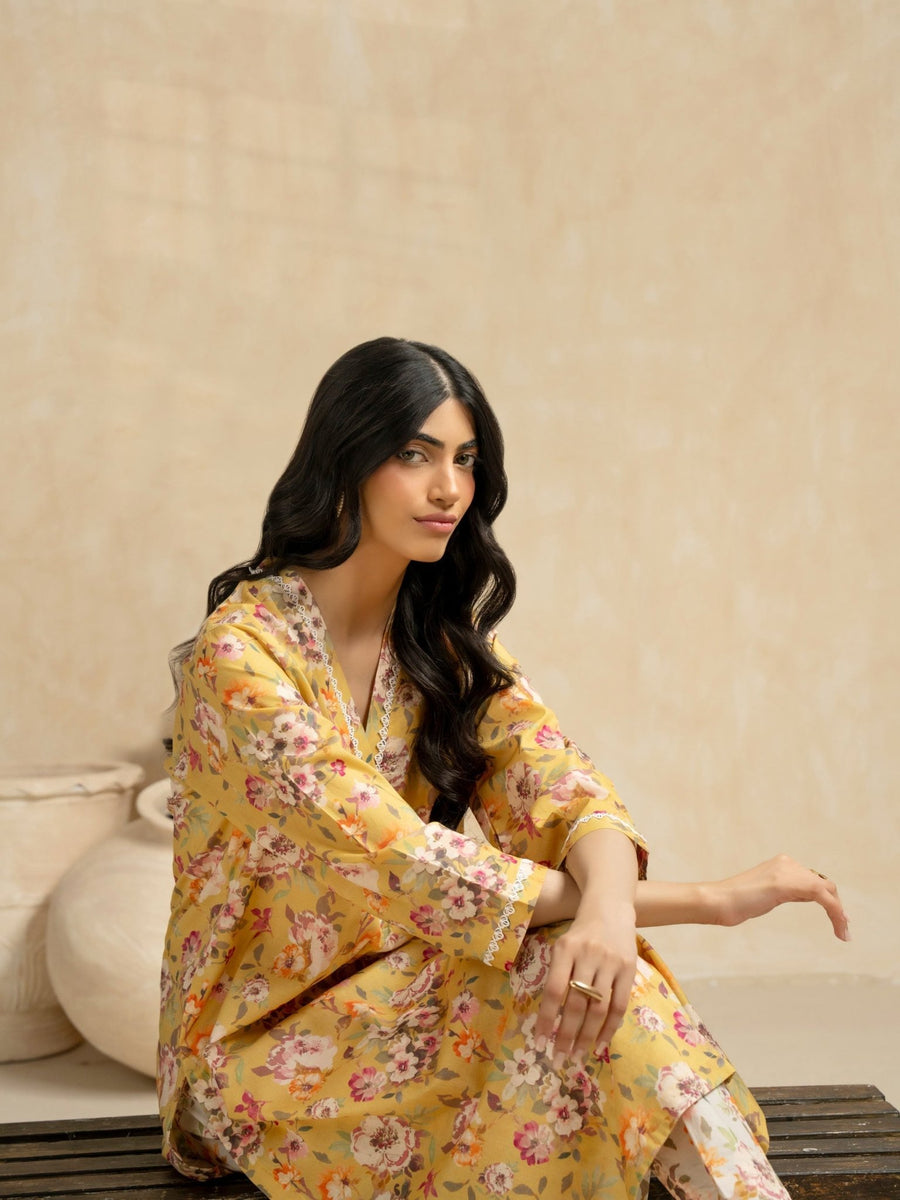 2 Piece Lawn Suit - Printed (Pret) - Pehnaawaa