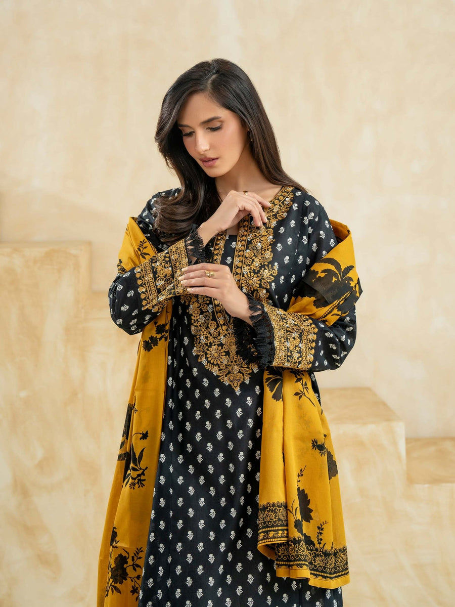 3 Piece Lawn Suit - Embroidered (Pret) - Pehnaawaa