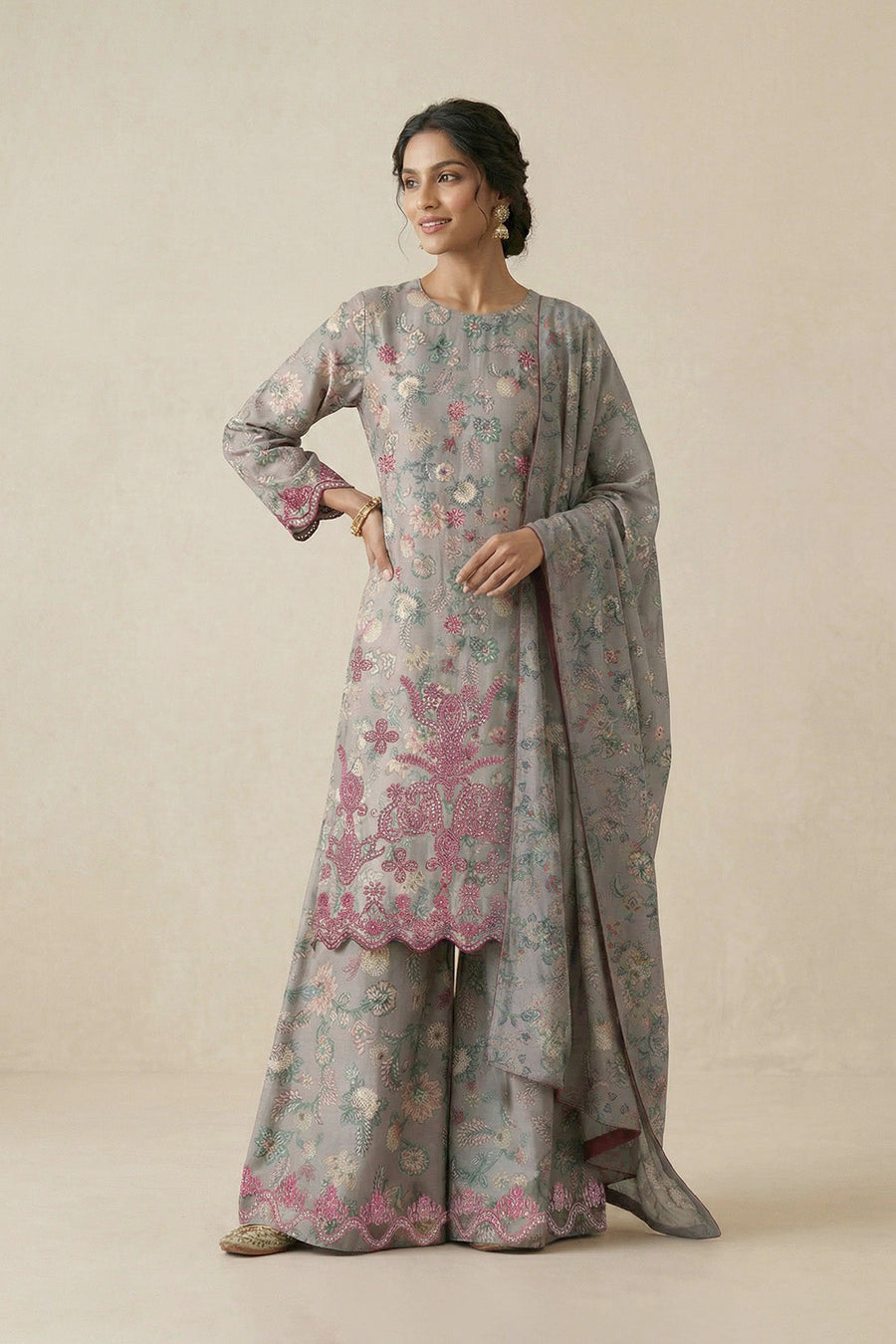 Silver Grey Chikankari Lawn Ensemble – 3 Piece Suit