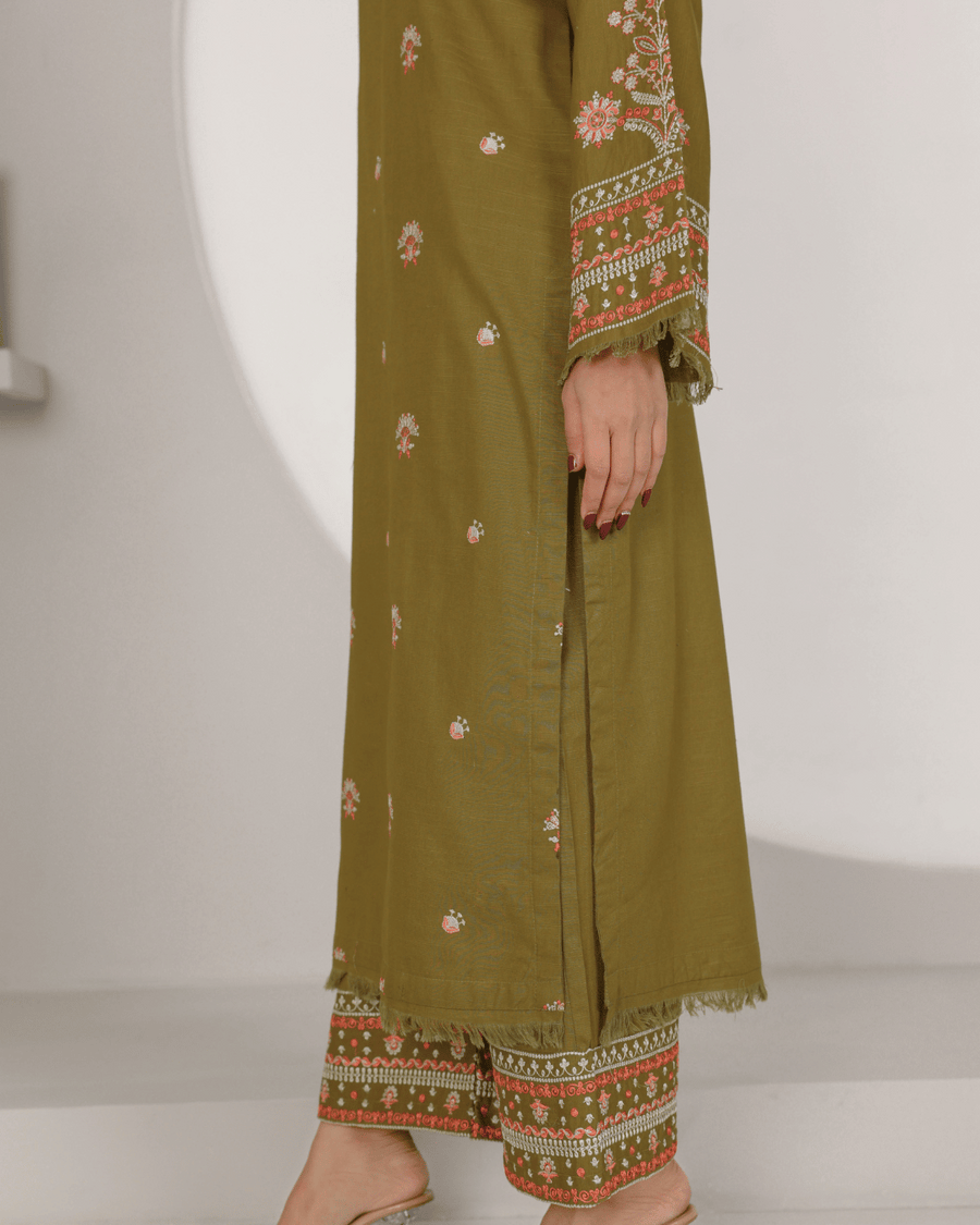 Evergreen – Stylish Winter Suit for Women