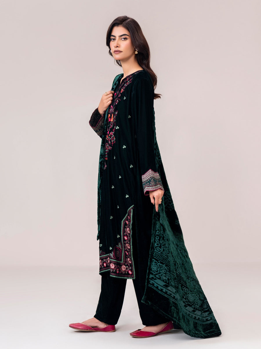 3 Piece Velvet Suit- Embroidered (Pret) - Pehnaawaa