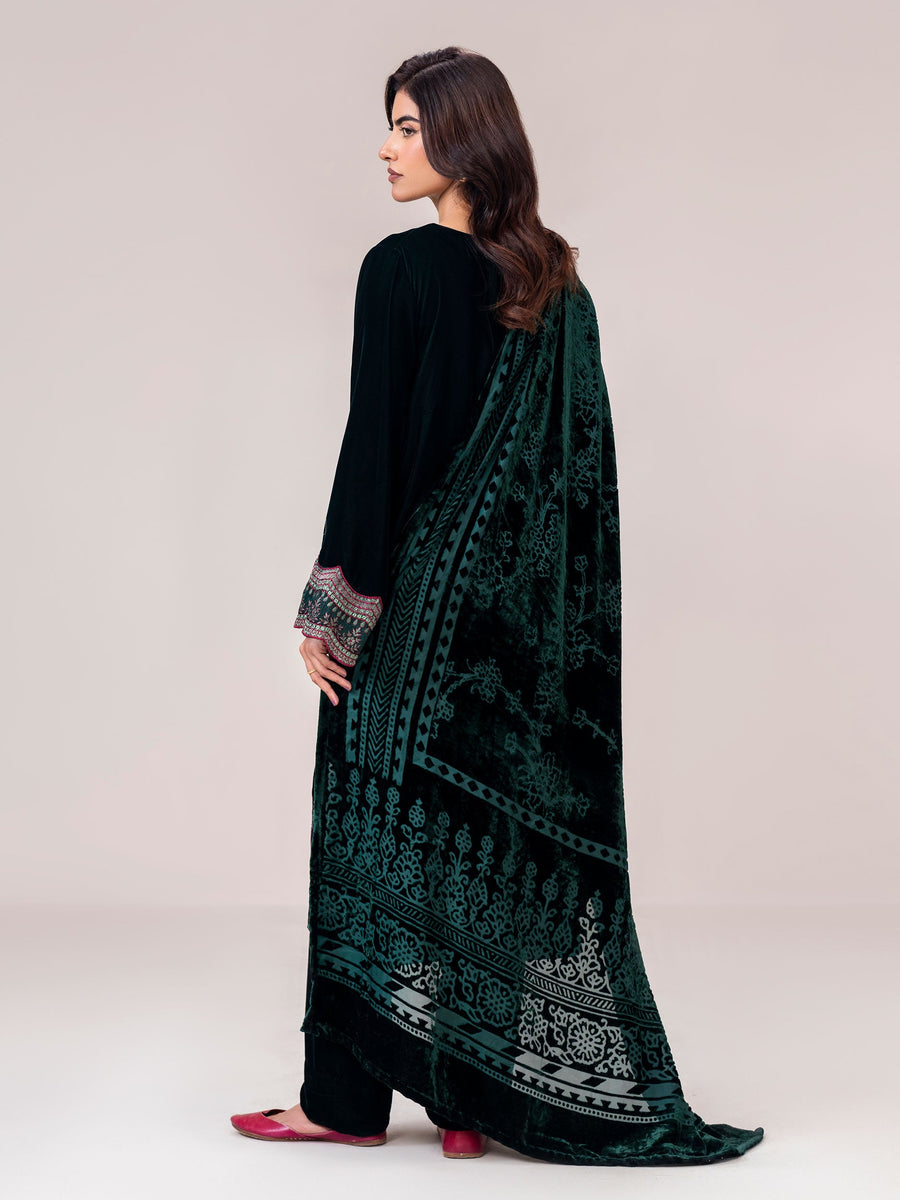 3 Piece Velvet Suit- Embroidered (Pret) - Pehnaawaa
