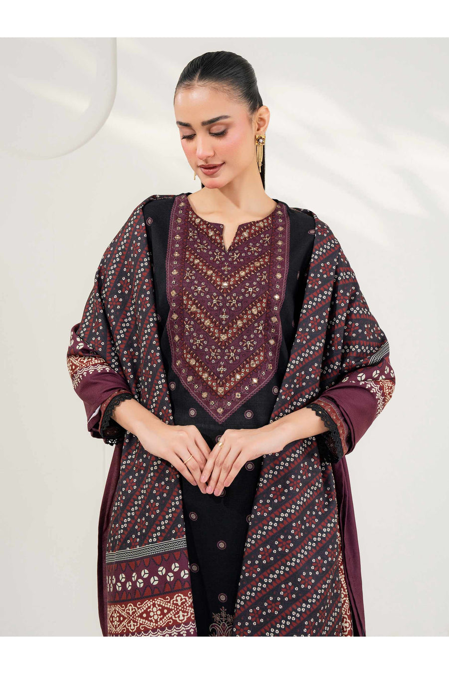 Embroidered 3 Piece Khaddar Suit Set