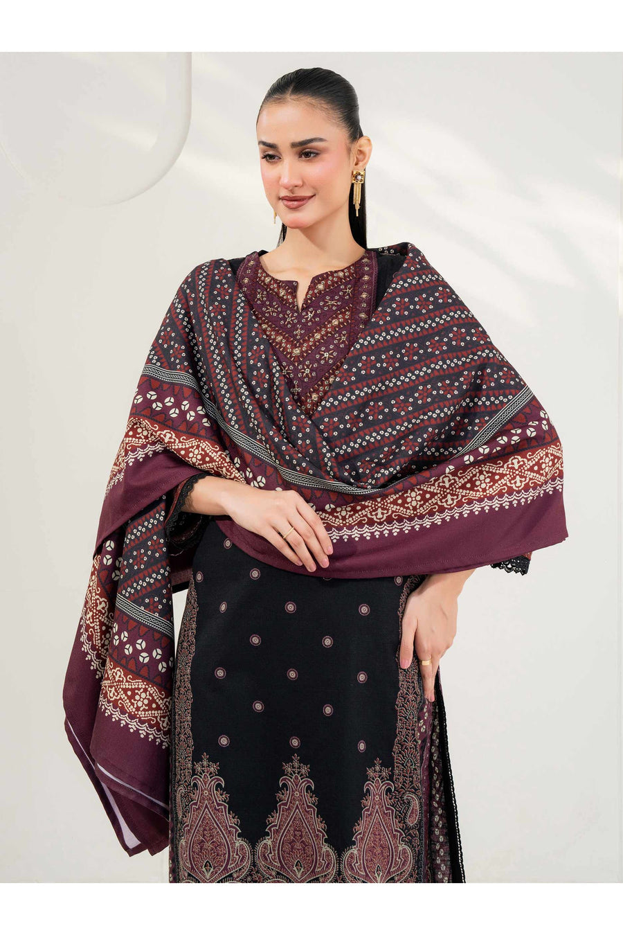 Embroidered 3 Piece Khaddar Suit Set