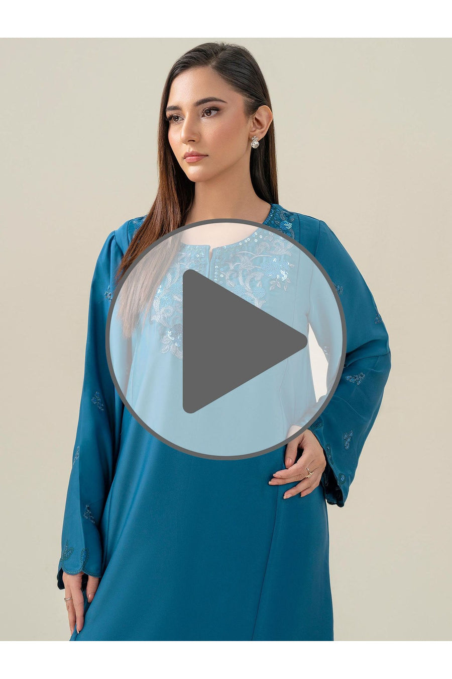Embroidered Silk Suit Set for Effortless Style
