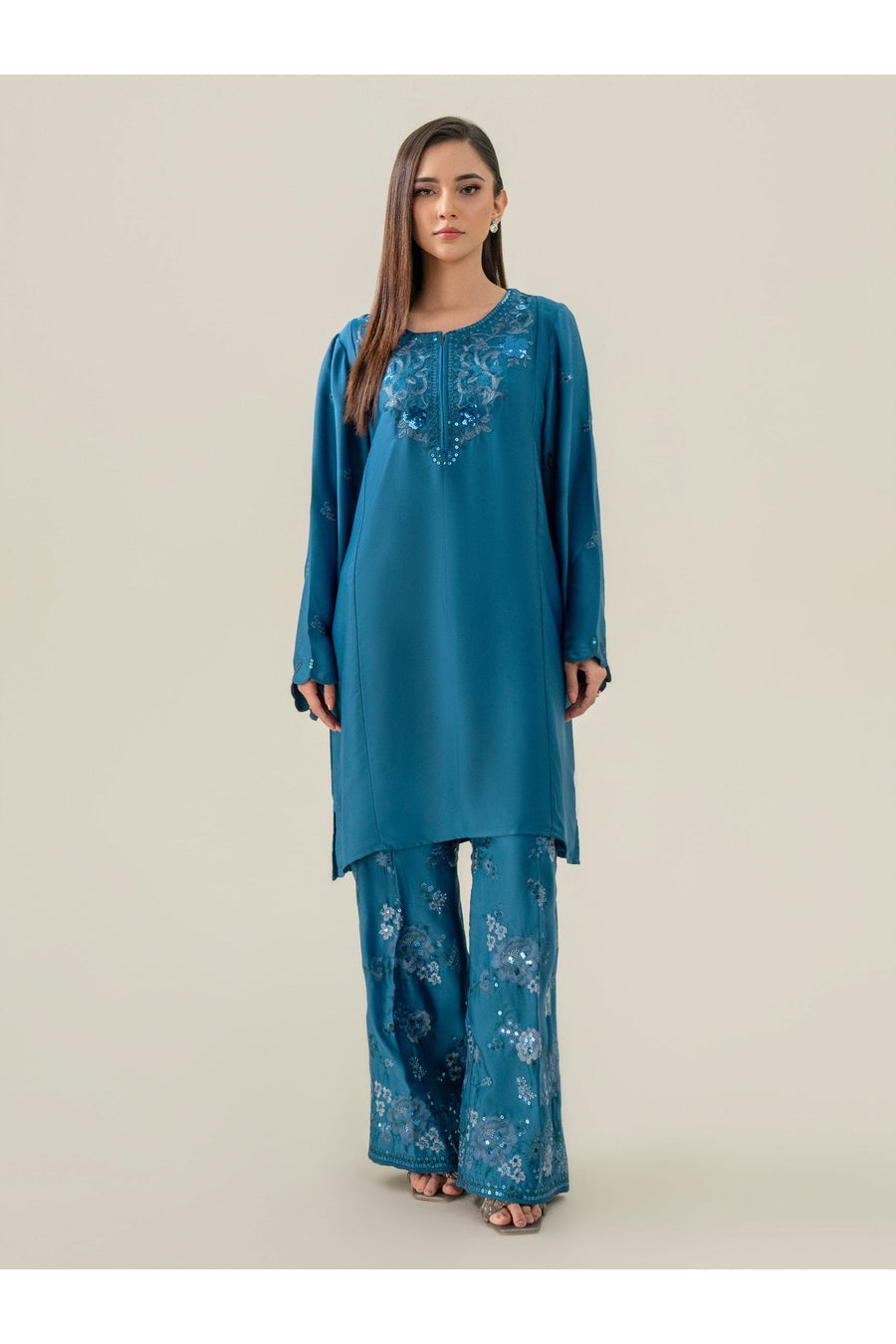 Embroidered Silk Suit Set for Effortless Style