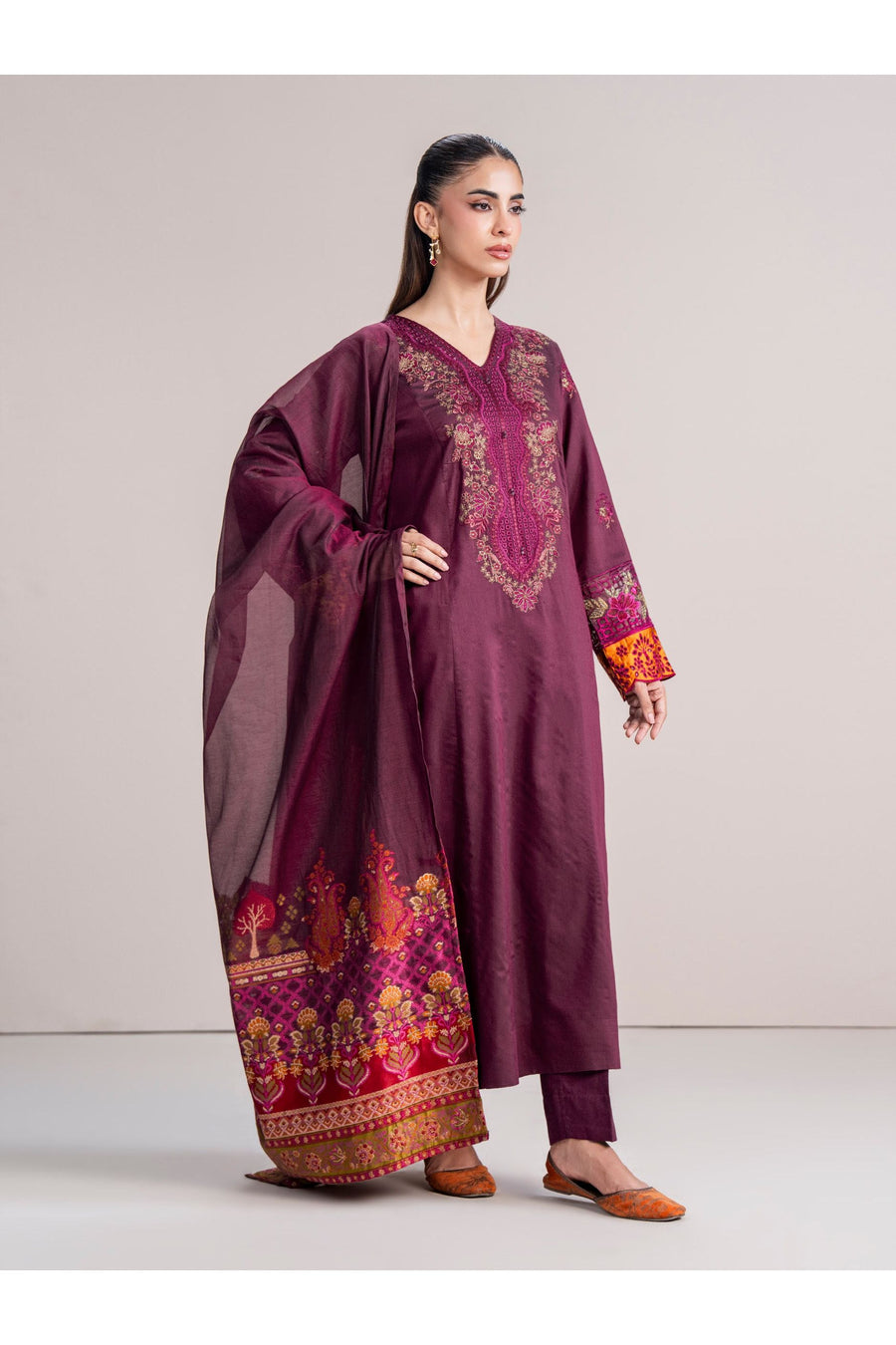 Burgundy Raw Silk 3-Piece Salwar Kameez | Zardosi V-Neck