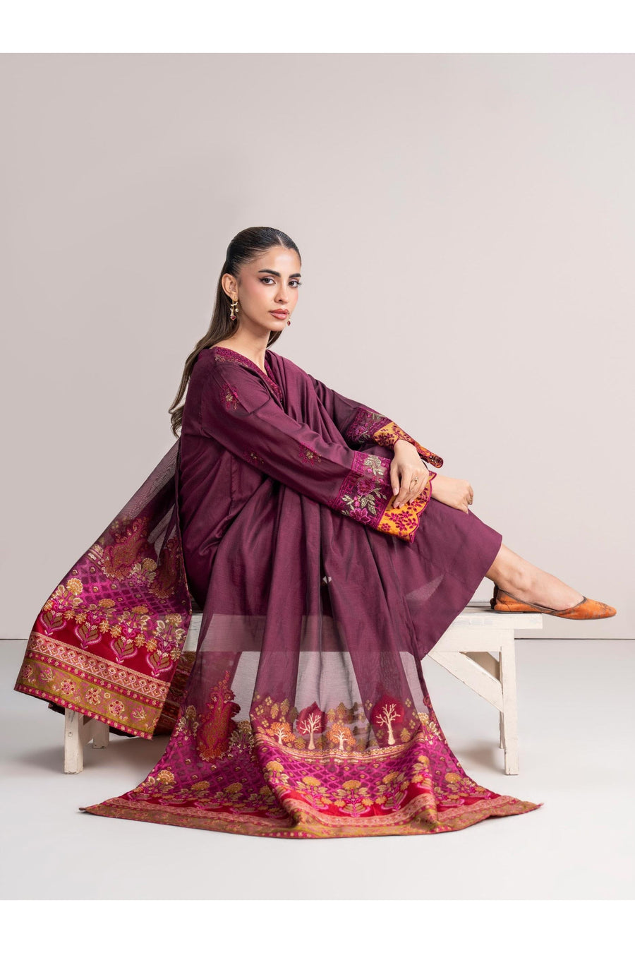 Burgundy Raw Silk 3-Piece Salwar Kameez | Zardosi V-Neck