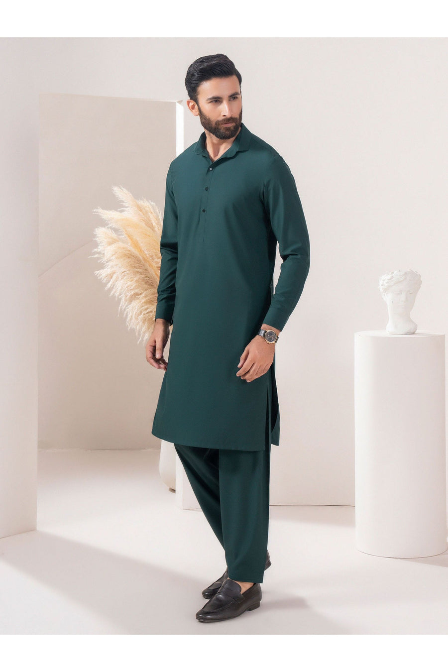 Men's Wash And Wear Suit For Effortless Everyday Elegance