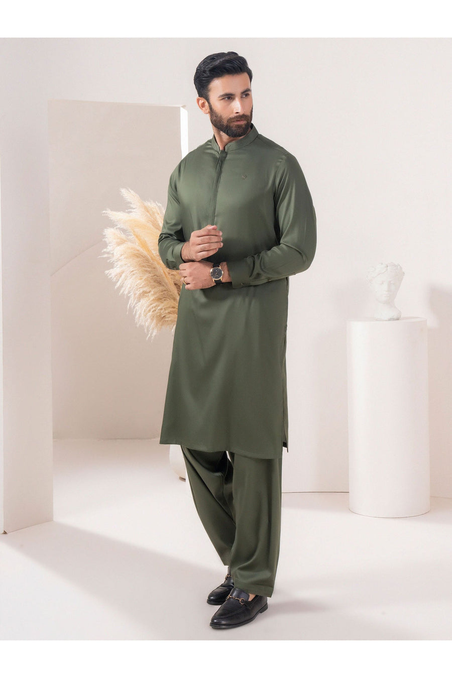 Mens Satin Suit For Elegant Occasions Timeless Style