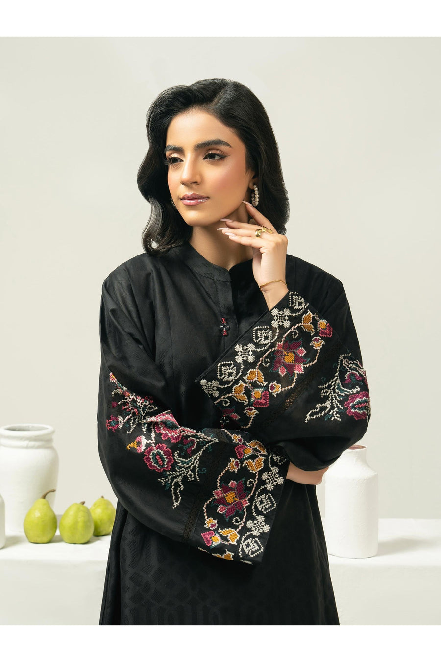Chic Embroidered Jacquard Suit Set for You