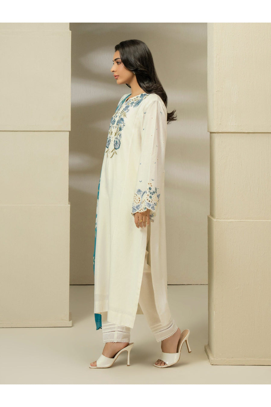 Embroidered 3 Piece Dobby Suit Set for You