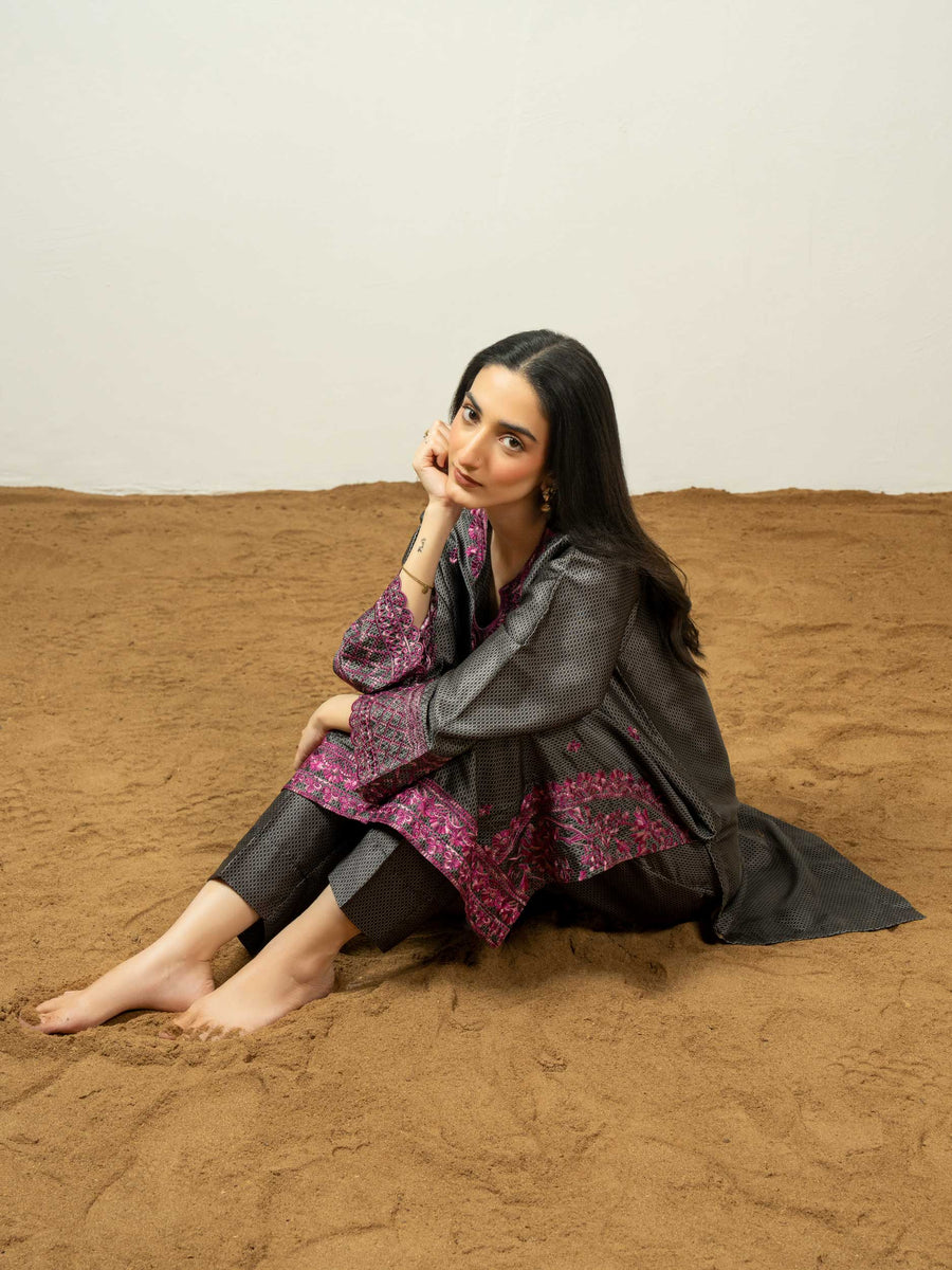 2 Piece Silk Suit-Embroidered (Pret) - Pehnaawaa