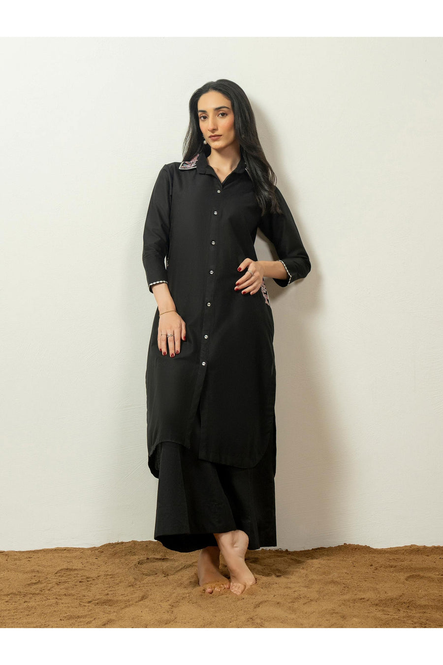 Embroidered Cambric Shirt for Everyday Style