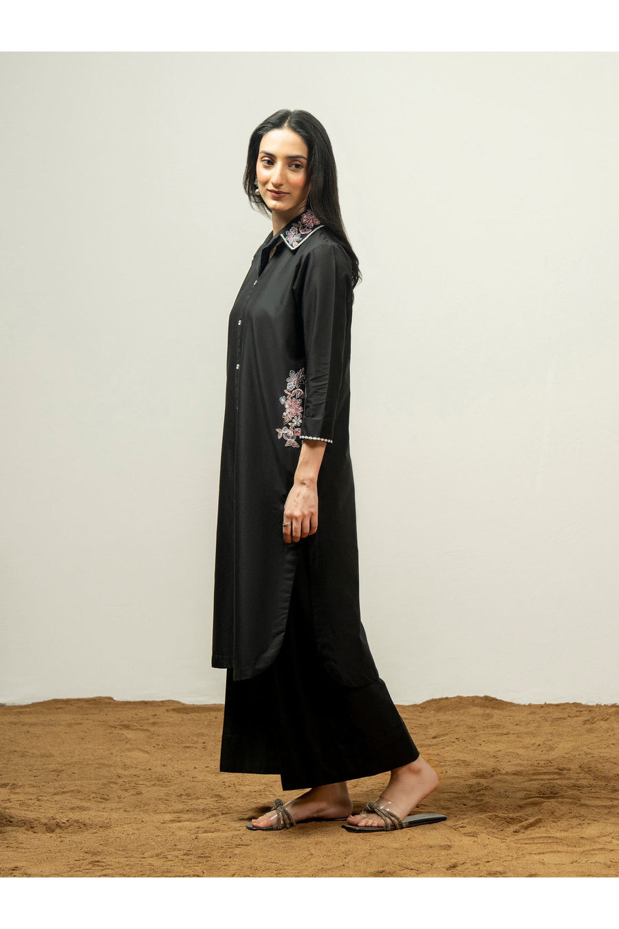 Embroidered Cambric Shirt for Everyday Style