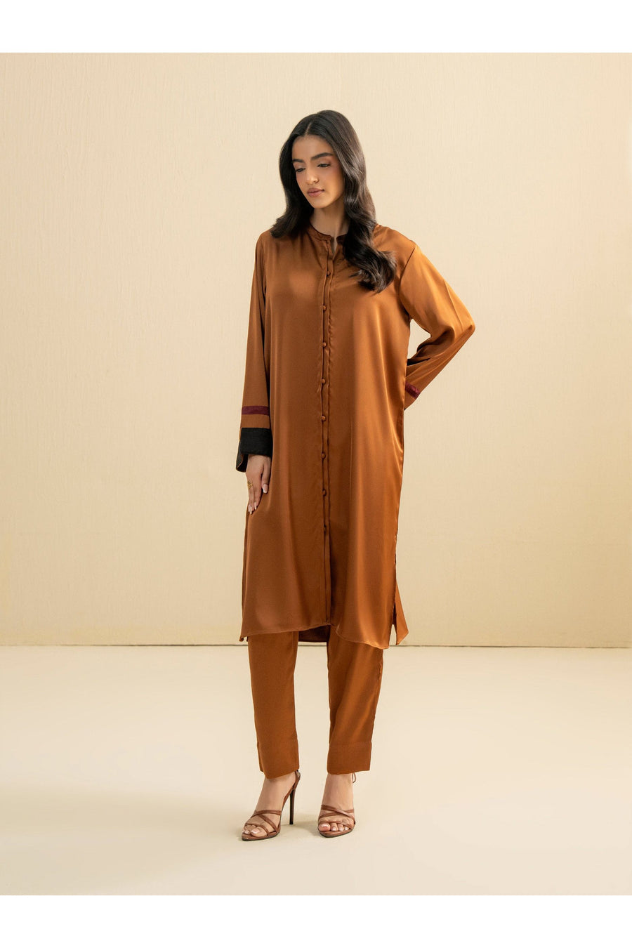 Silk Two-Piece Suit for Casual Elegance