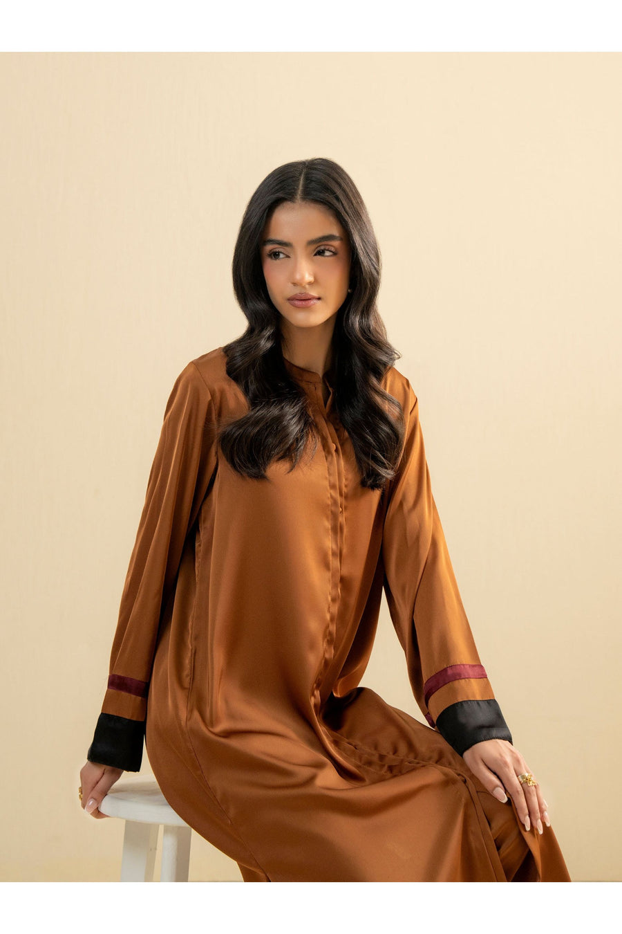 Silk Two-Piece Suit for Casual Elegance