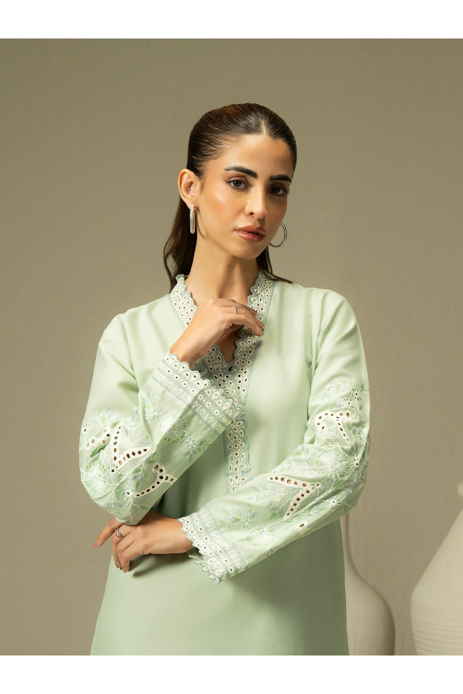 Embroidered Khaddar Shirt for Effortless Style