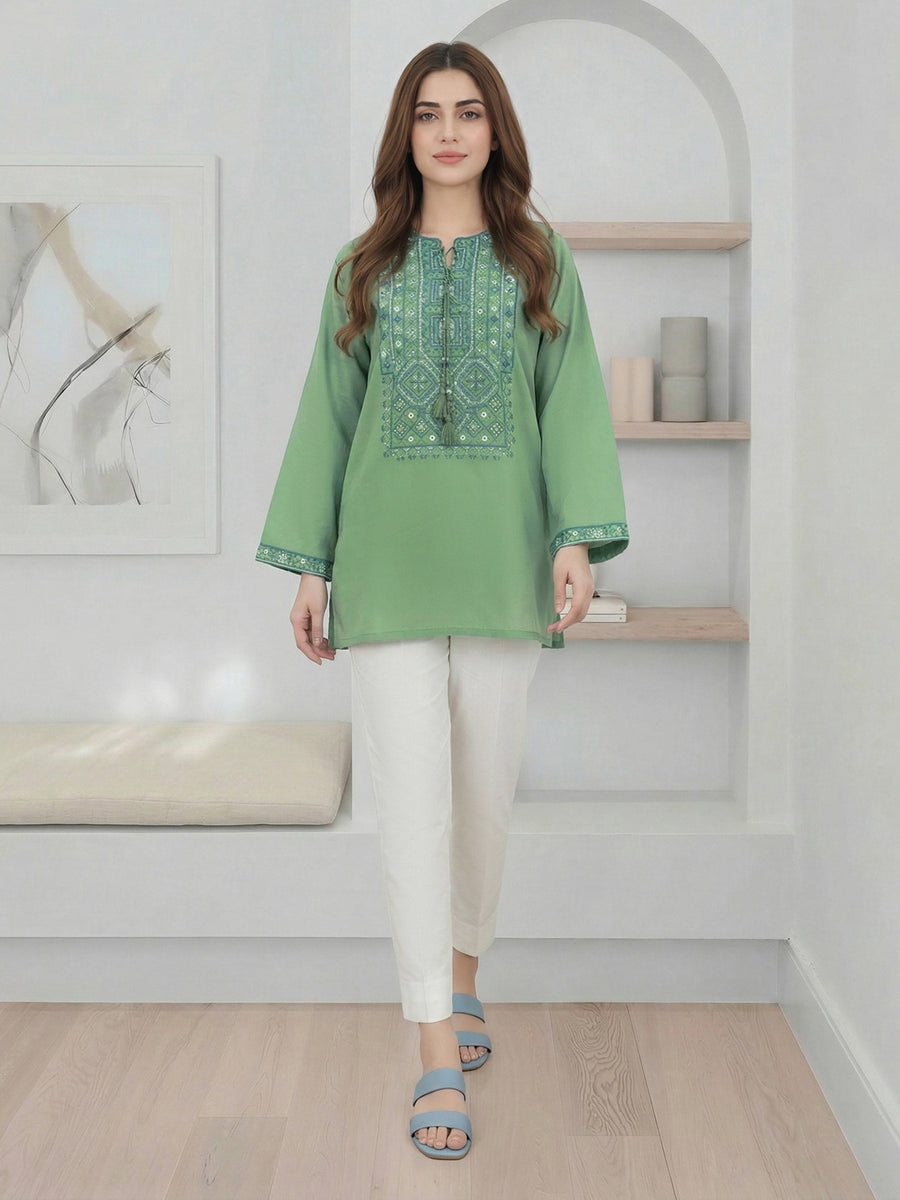 Green Cambric Eastern Top | Tassel