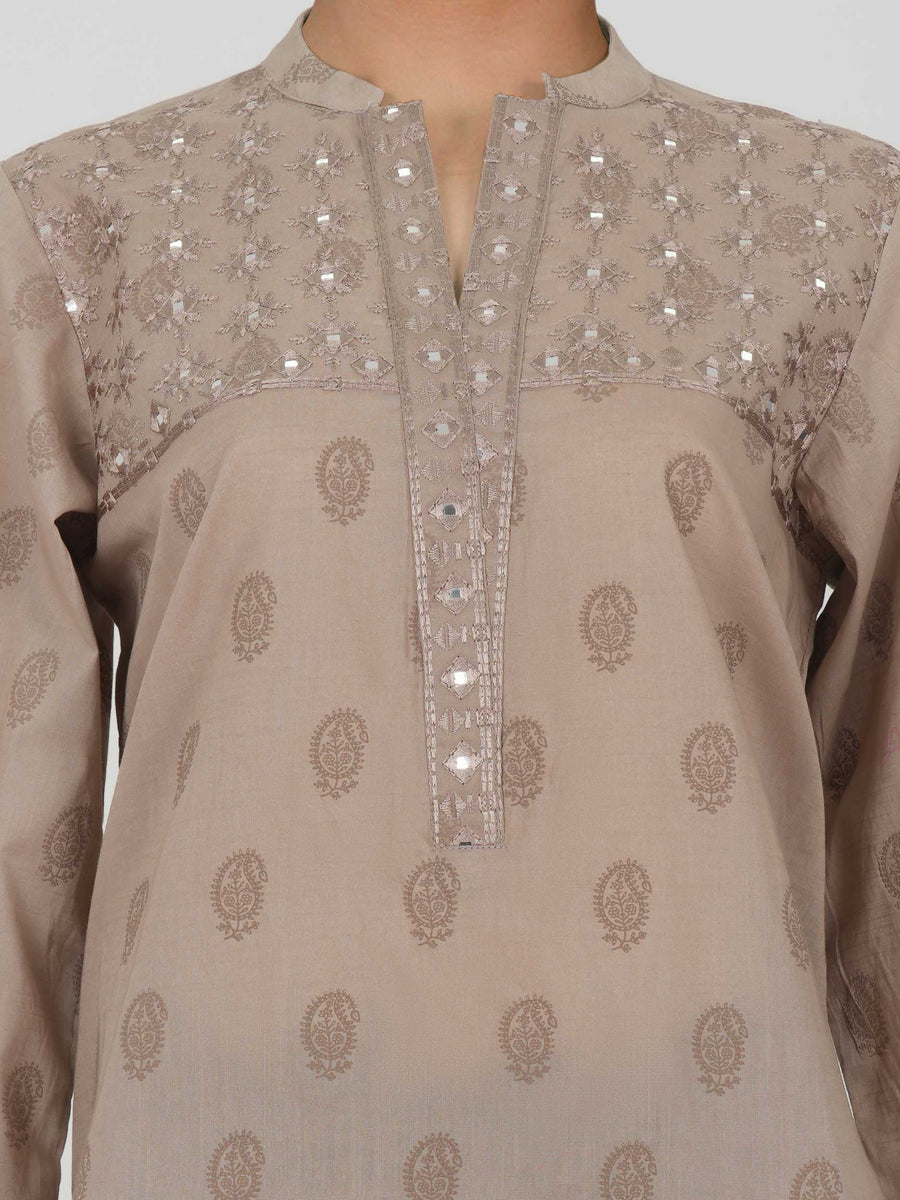 Lawn Slub Kurti- Embroidered (Pret) - Pehnaawaa