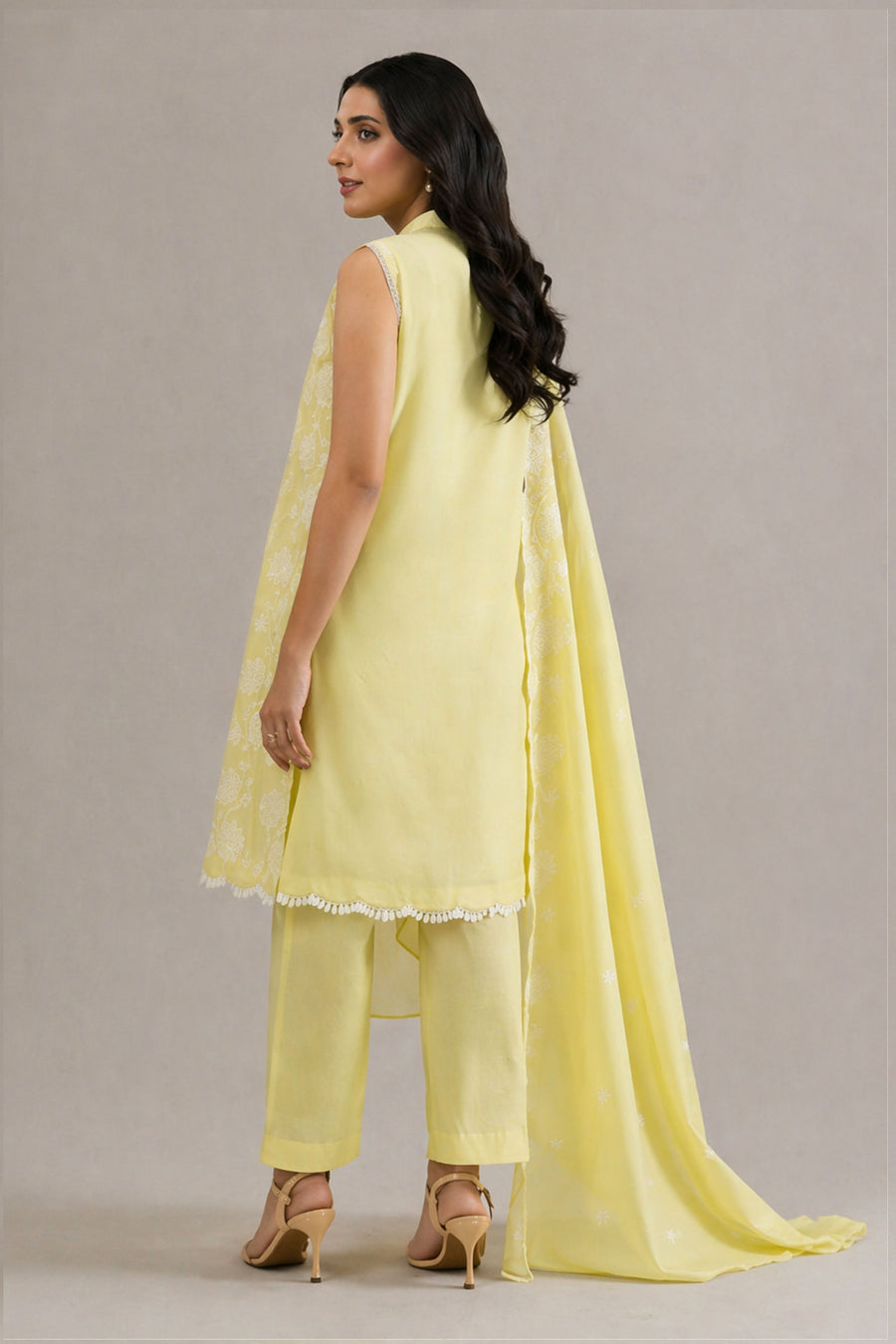 LAWN | EMBROIDERED - Pehnaawaa