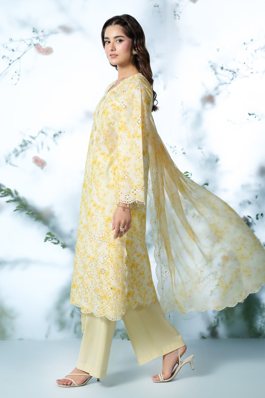 LAWN | EMBROIDERED - Pehnaawaa