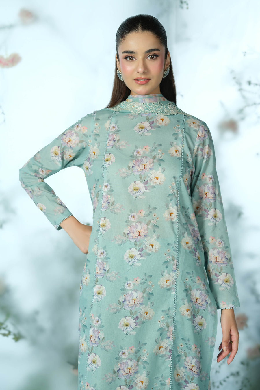 LAWN | EMBROIDERED - Pehnaawaa