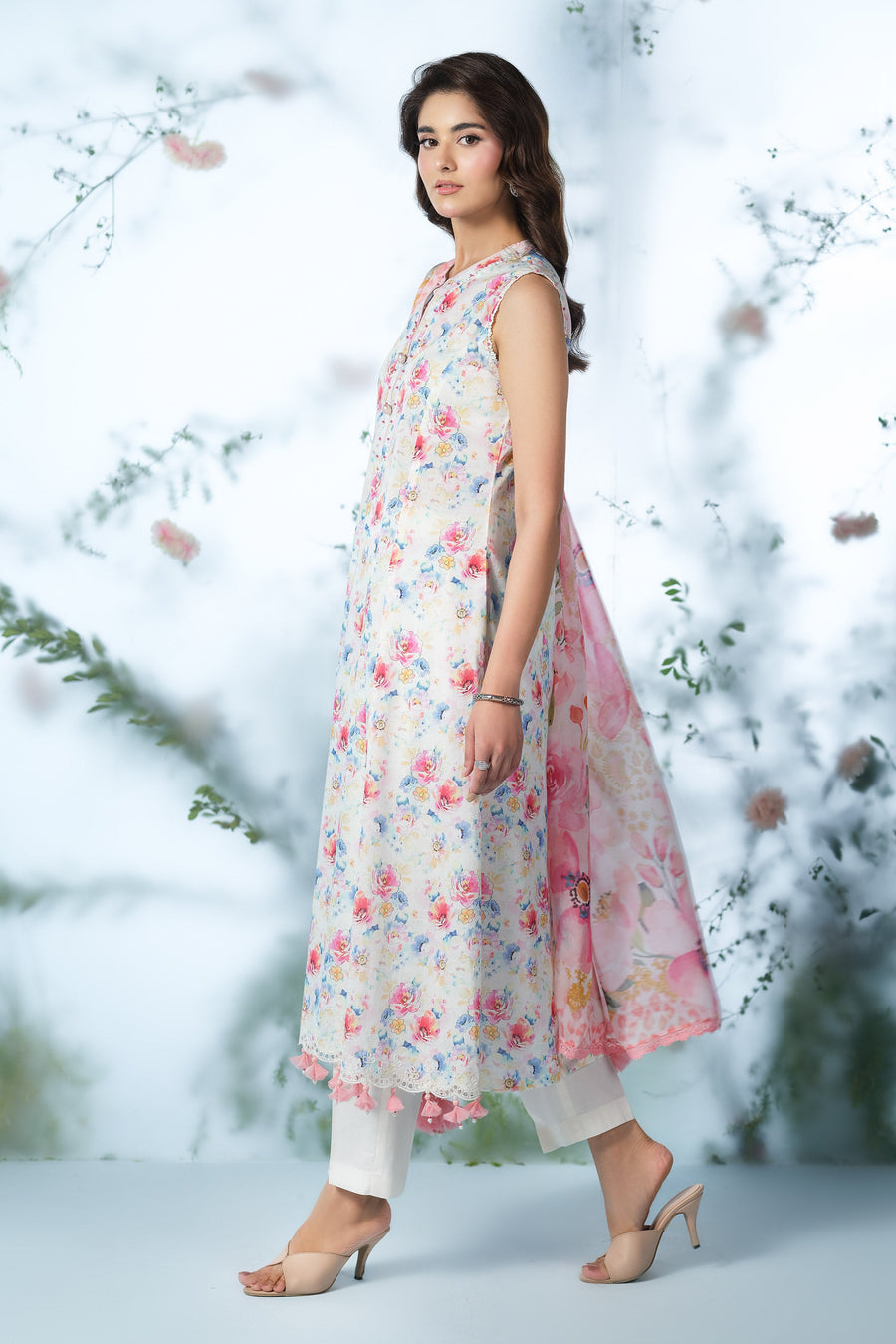 LAWN | EMBROIDERED - Pehnaawaa
