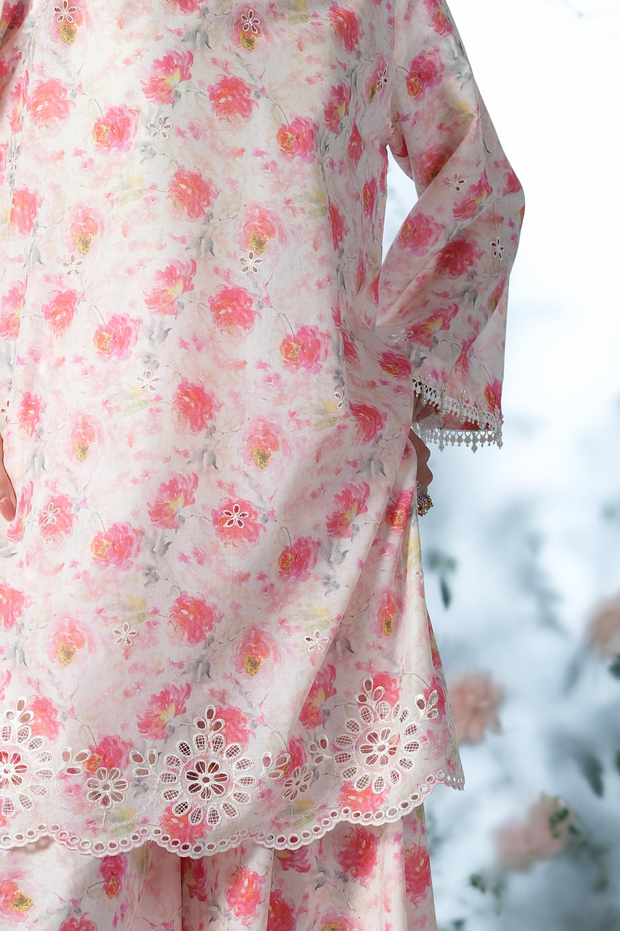 LAWN | EMBROIDERED - Pehnaawaa