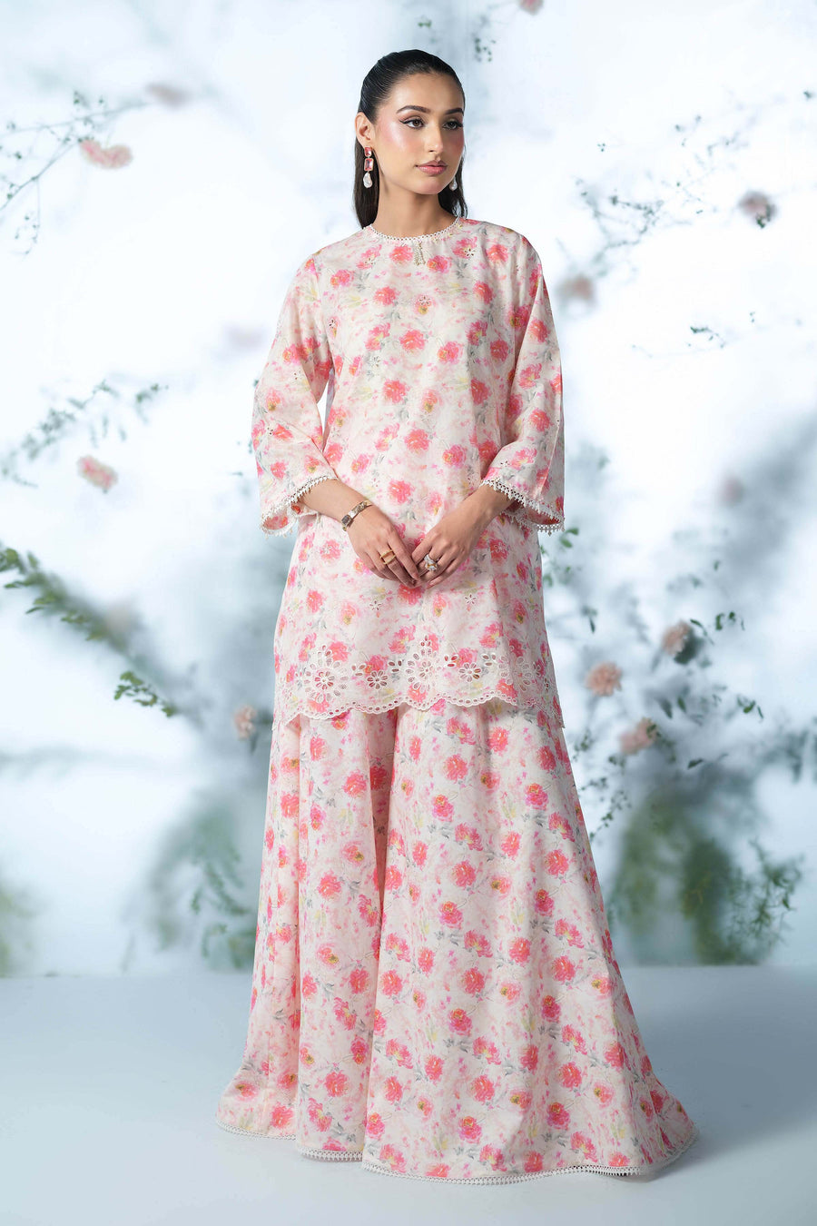 LAWN | EMBROIDERED - Pehnaawaa