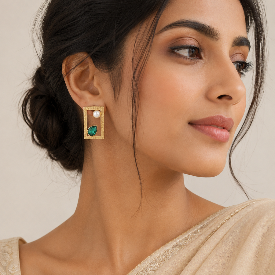 Emerald Green Kundan Pearl Geometric Gold Earrings