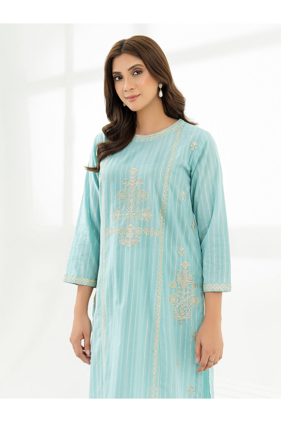 Embroidered Yarn-Dyed Casual Shirt