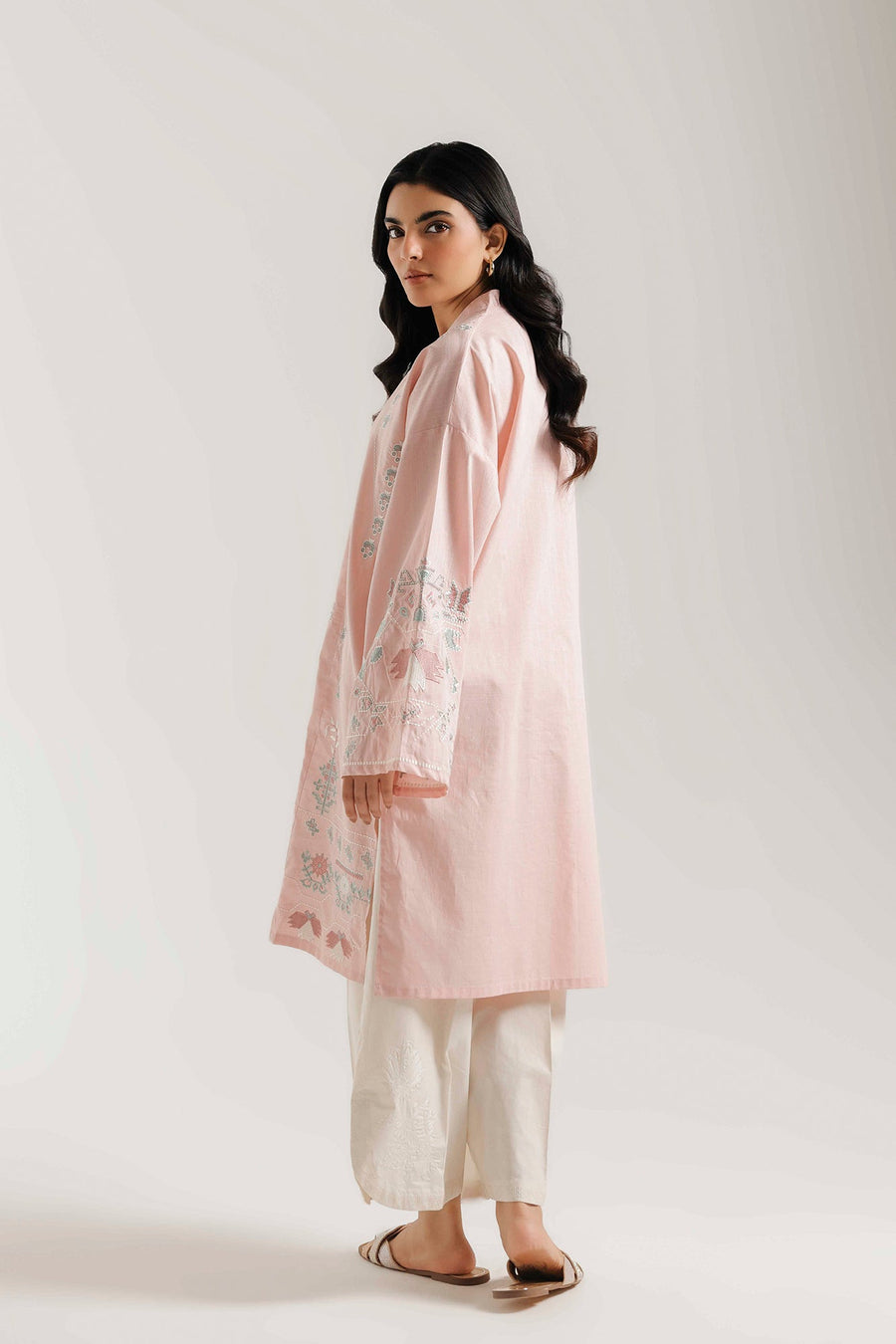 EMBROIDERED SHIRT (E9201/102/316) - Pehnaawaa