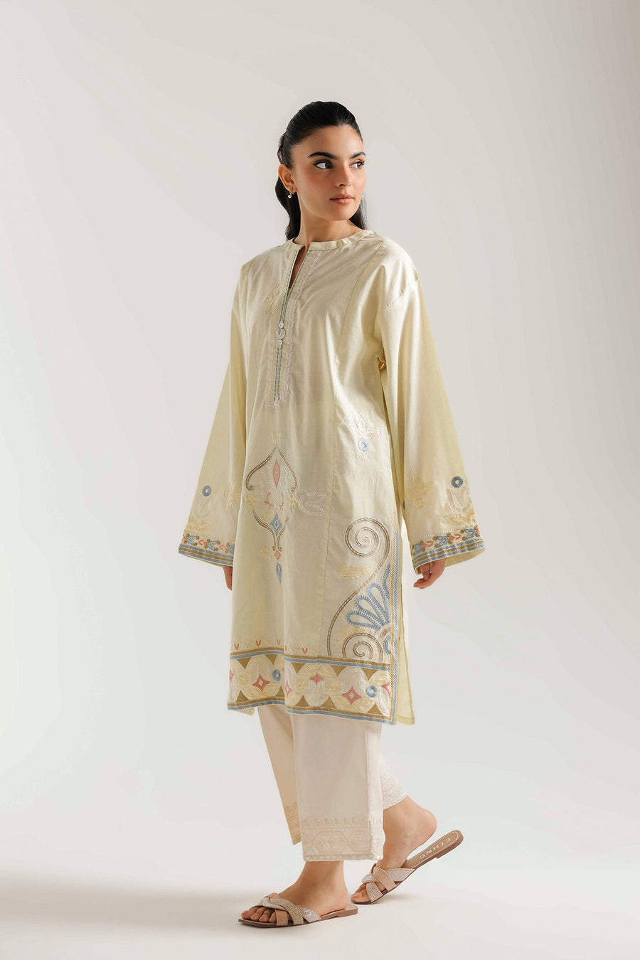 EMBROIDERED SHIRT (E9204/102/110) - Pehnaawaa