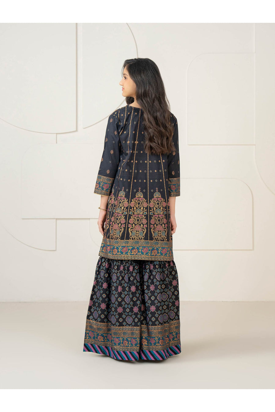 Girls Embroidered Lawn Suit Set - Pehnaawaa