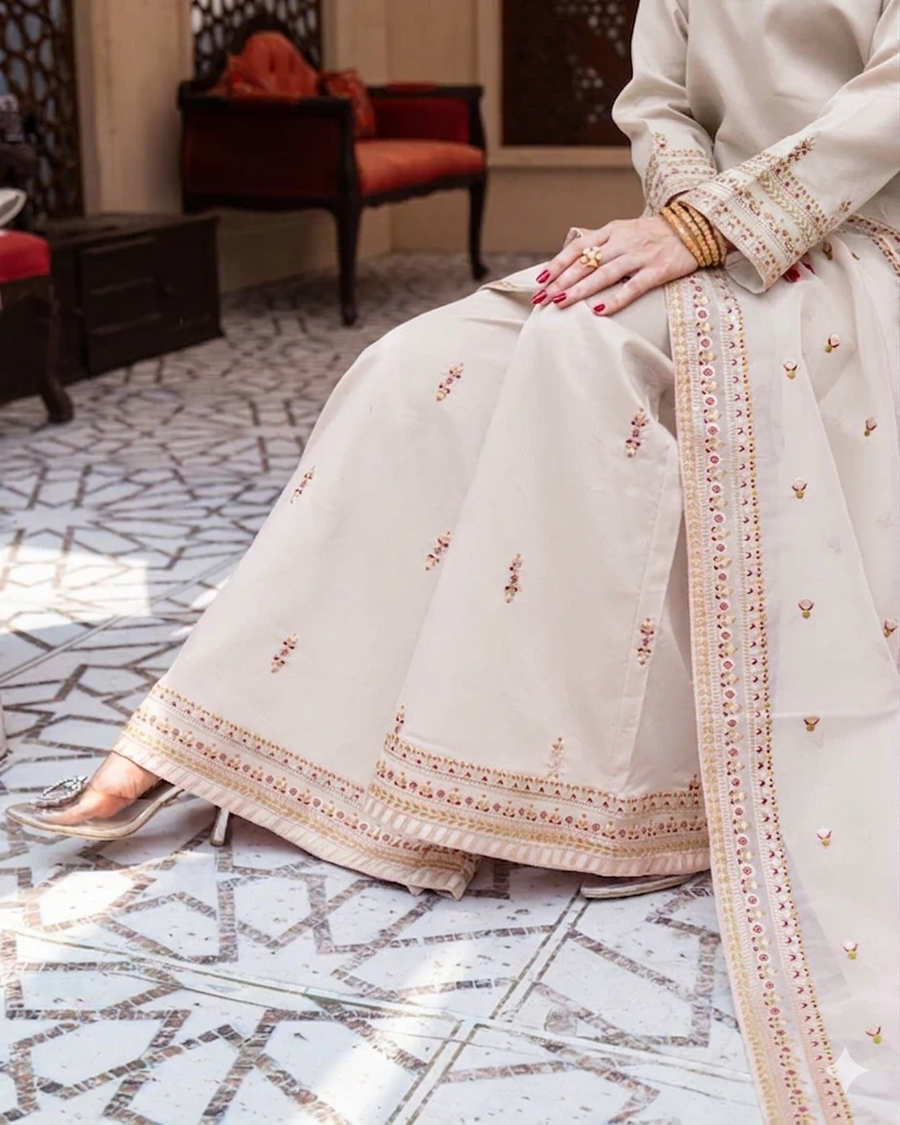 Skin Majesty – Premium Stitched Suit for Women