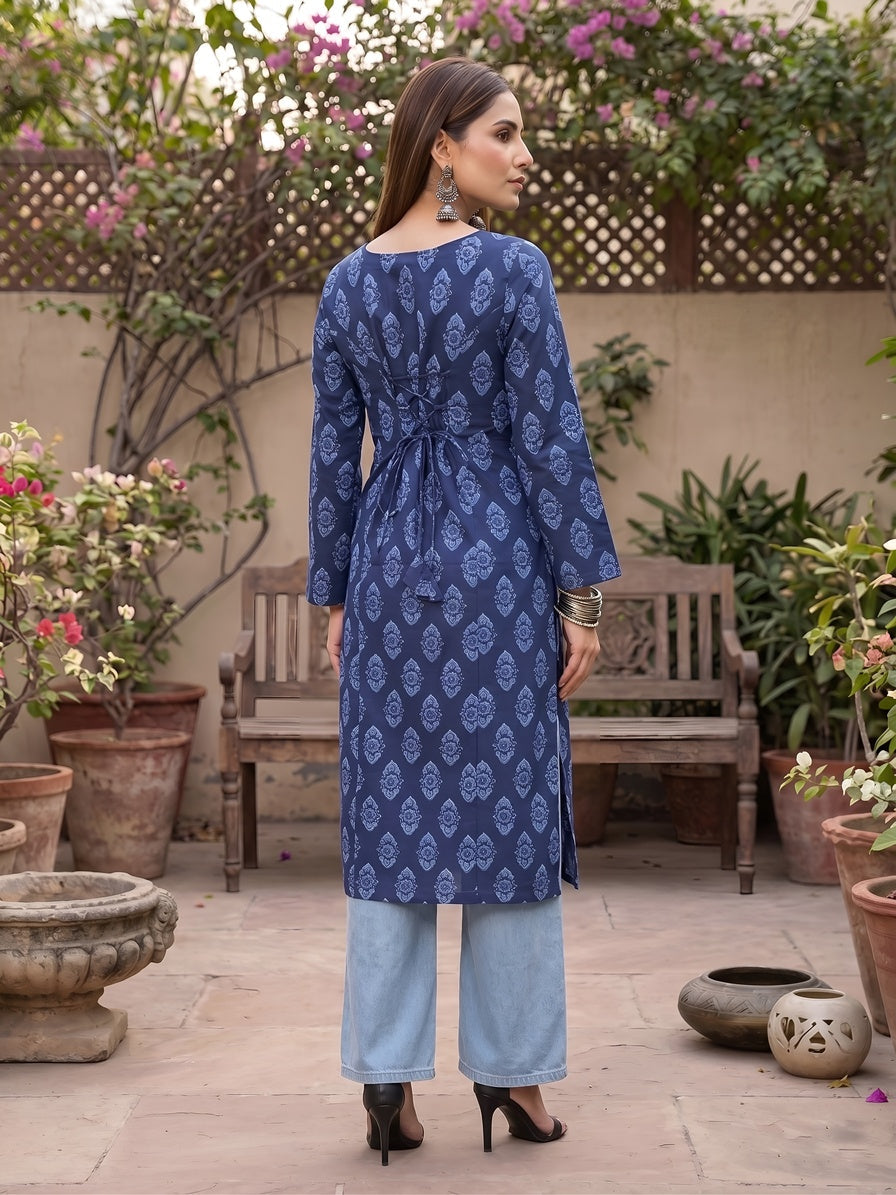 Printed Straight Kurta with Three Quarter Sleeves - Pehnaawaa