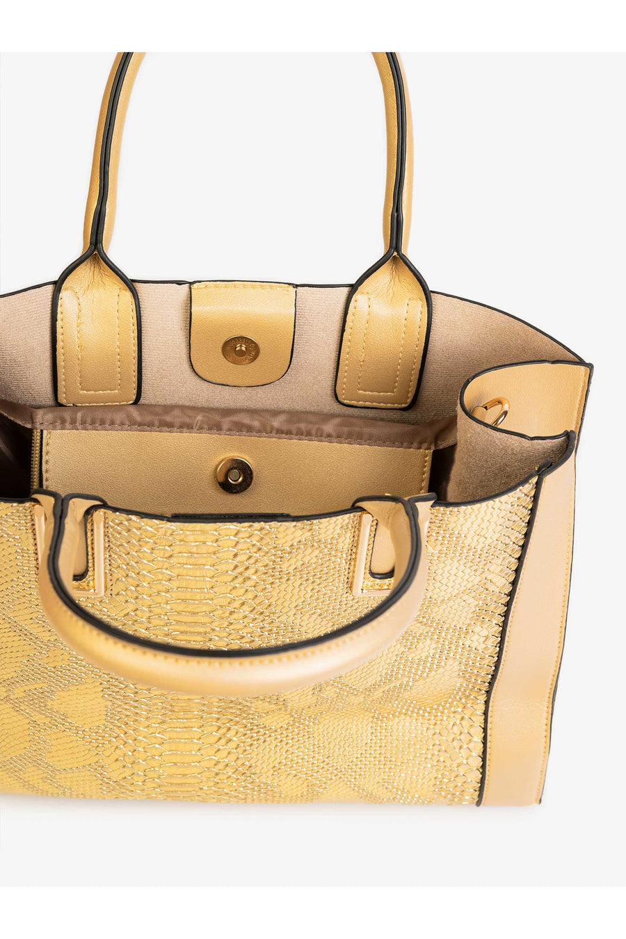 Textured Handbag For Effortless Style And Timeless Glamour