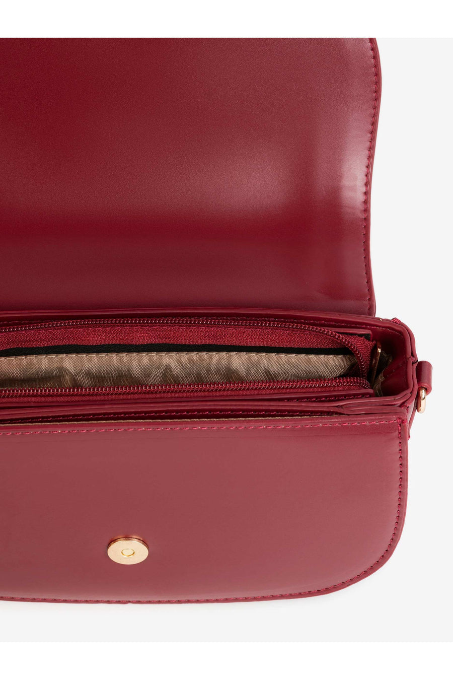 Chic All Season Handbag For Everyday Style And Timeless Elegance