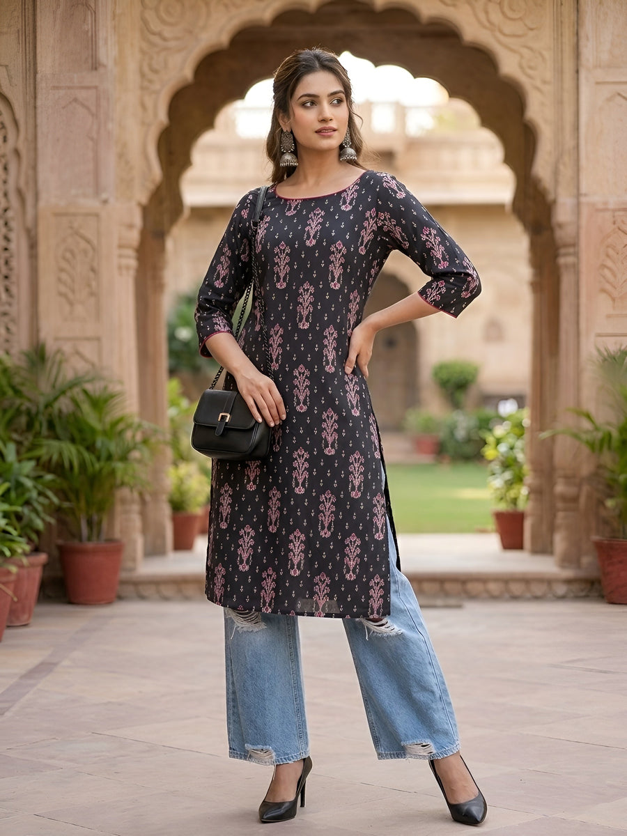 Printed Straight Kurta with Three Quarter Sleeves - Pehnaawaa