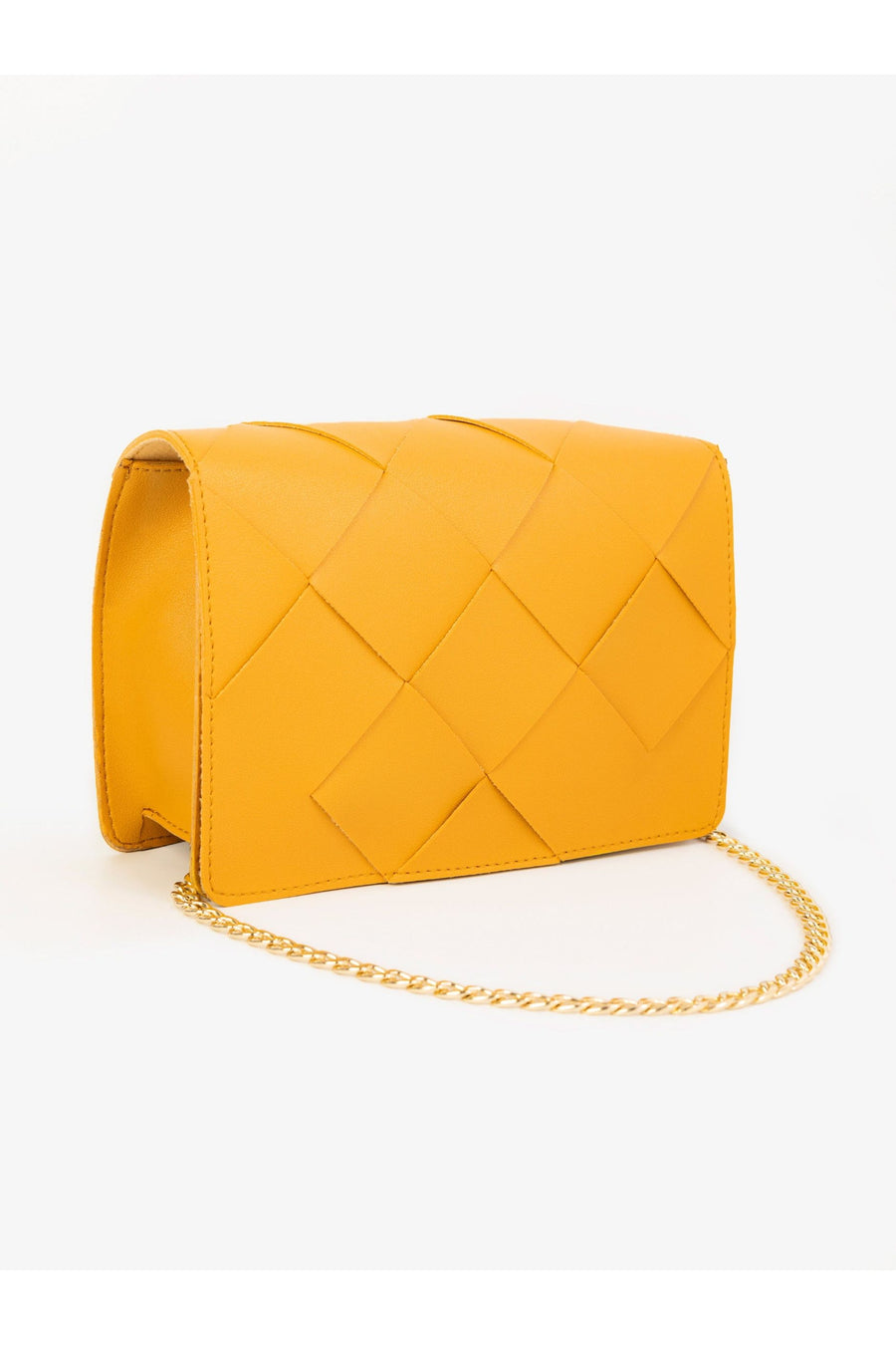 Timeless Woven Handbag for Everyday Use and Casual Outings