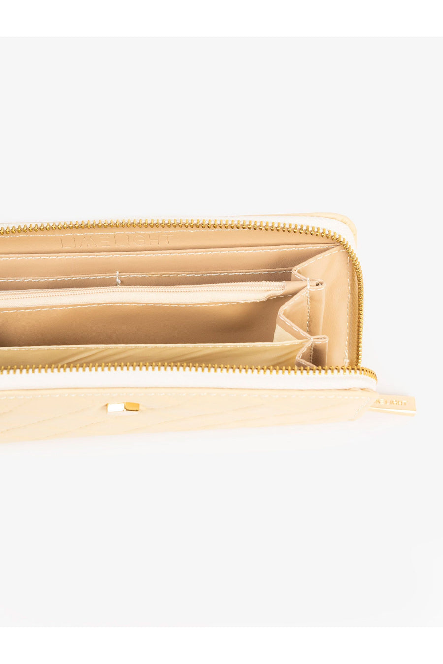 Luxurious Quilted Wallet for Daily Elegance